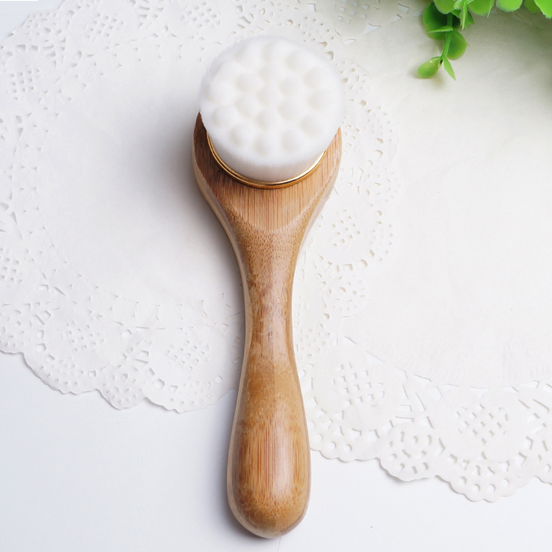 Alana Mitchell Anti-Bacterial Cleansing Facial Brush