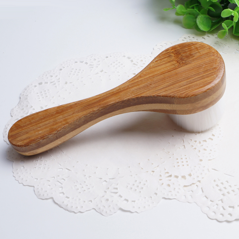Alana Mitchell Anti-Bacterial Cleansing Facial Brush