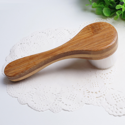 Alana Mitchell Anti-Bacterial Cleansing Facial Brush